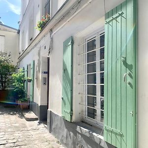 Charmant 2 Pieces Paris Montmartre